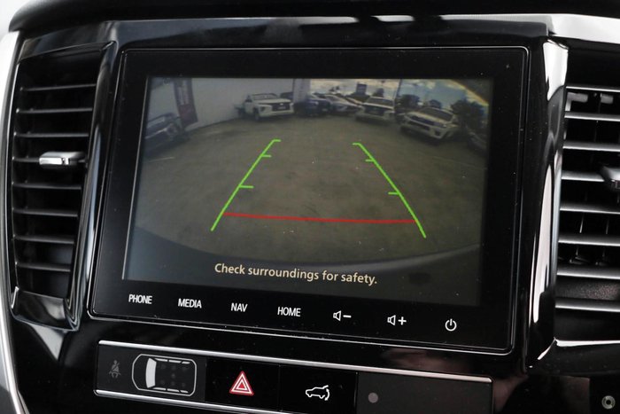 2024 Mitsubishi Pajero Sport GLS