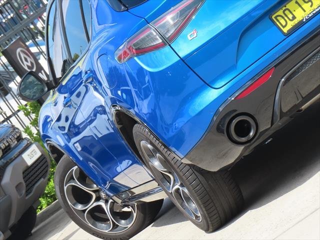 2023 Alfa Romeo Stelvio Veloce