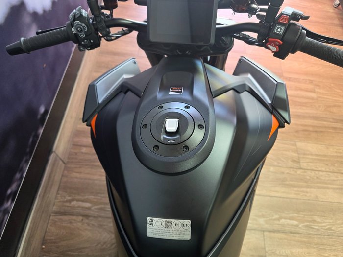 2024 Ktm 1390 SUPER DUKE R EVO Black