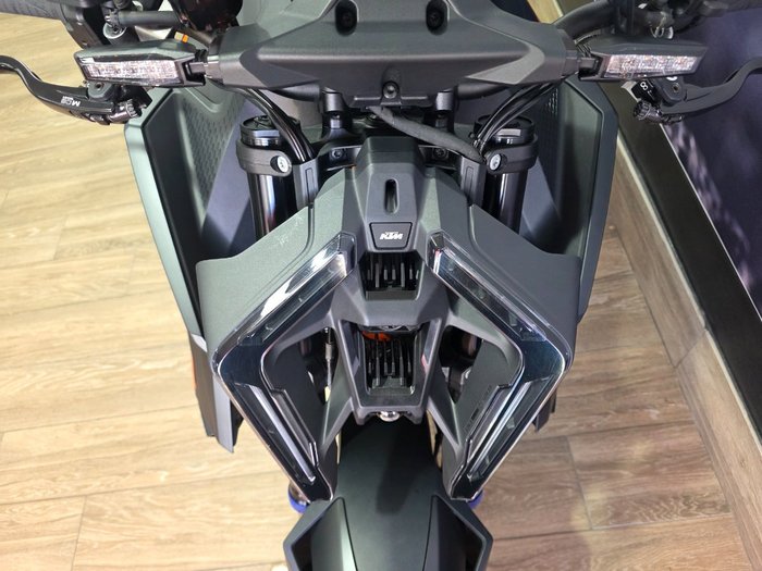 2024 Ktm 1390 SUPER DUKE R EVO Black
