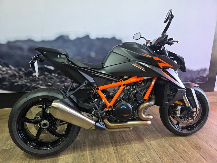2024 Ktm 1390 SUPER DUKE R EVO Black