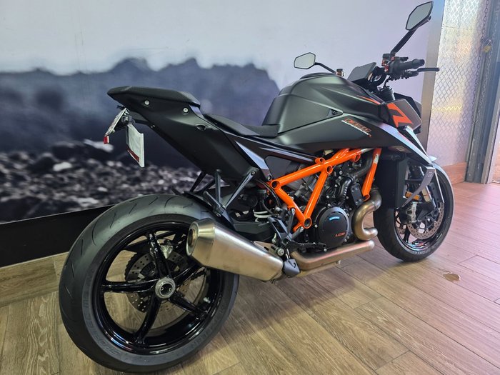 2024 Ktm 1390 SUPER DUKE R EVO Black