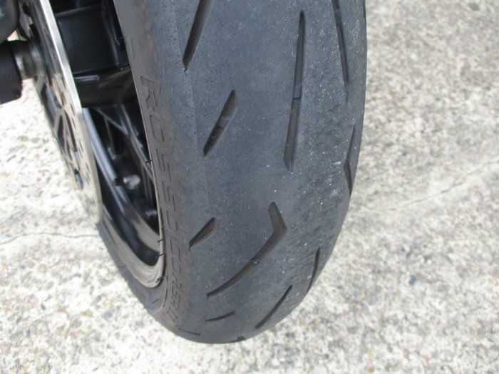 2021 DUCATI PANIGALE V2 RED