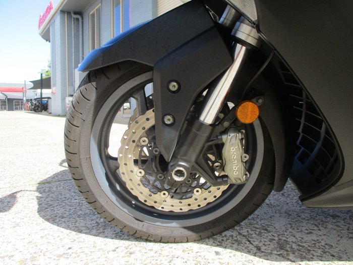 2018 Kymco AK 550 BLACK