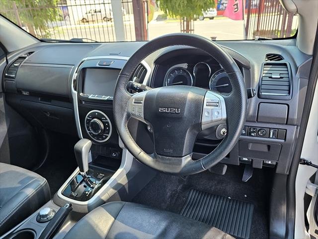 2018 Isuzu MU-X LS-T