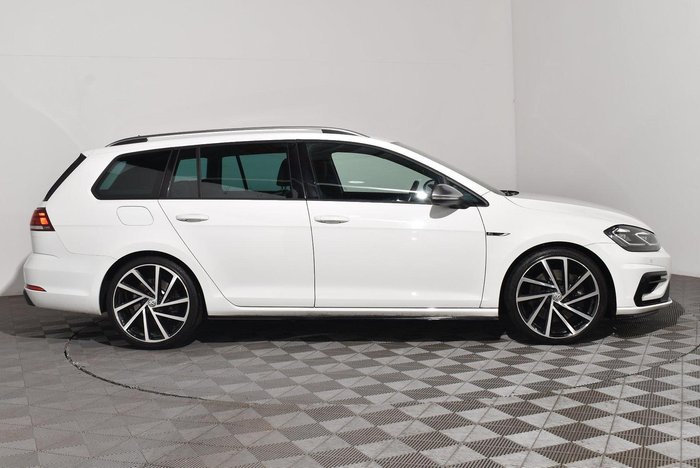 2019 Volkswagen Golf R