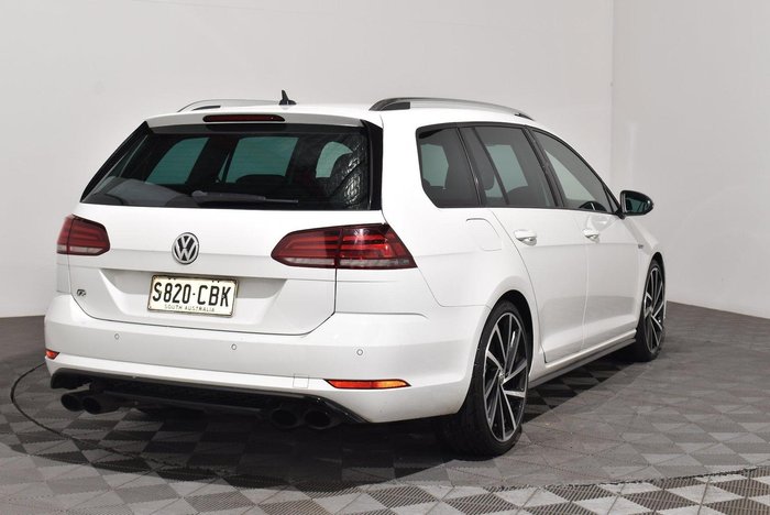 2019 Volkswagen Golf R