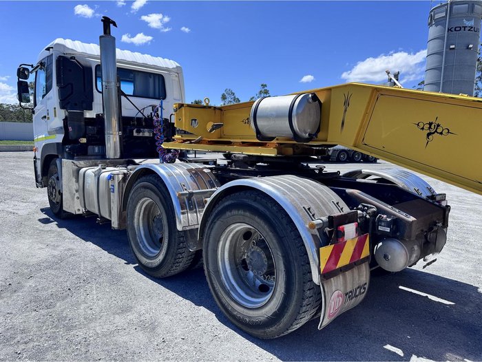 2016 Rhino Tri Axle Trailer