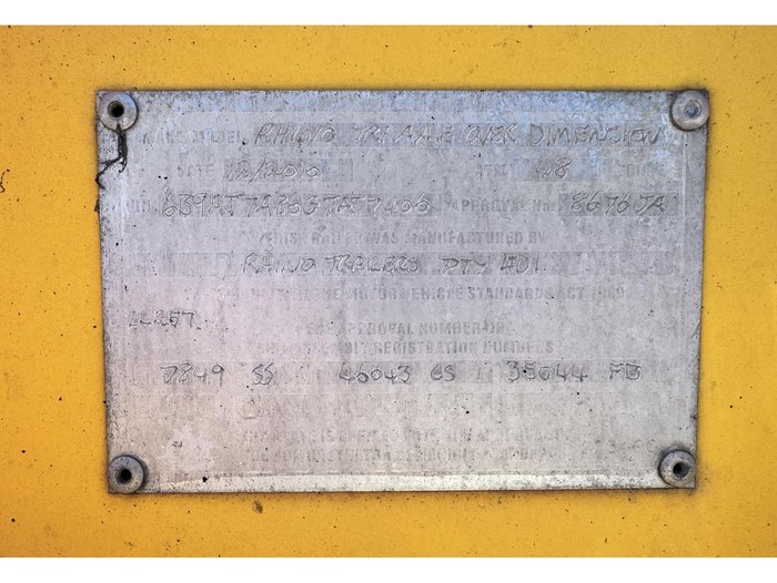 2016 Rhino Tri Axle Trailer