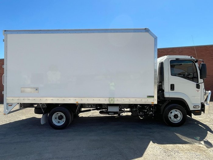 2025 Isuzu F Series FRR 110-240 AMT MWB