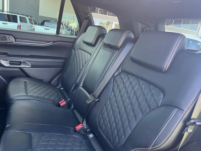 2023 Ford Everest Platinum