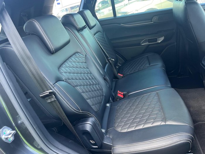 2023 Ford Everest Platinum