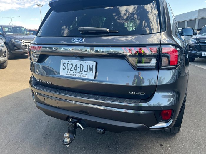 2023 Ford Everest Platinum