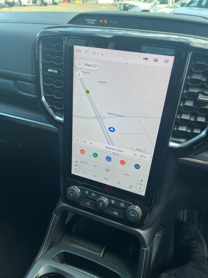 2023 Ford Everest Platinum