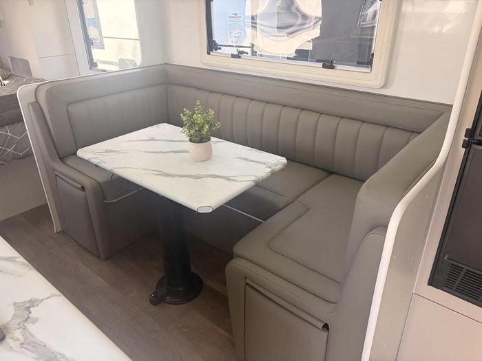 2026 Crusader Crusader My25 Musketeer Treville