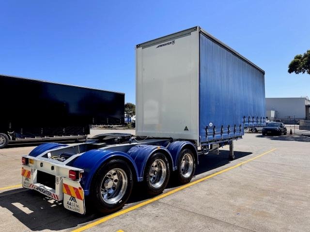2021 Maxitrans St3