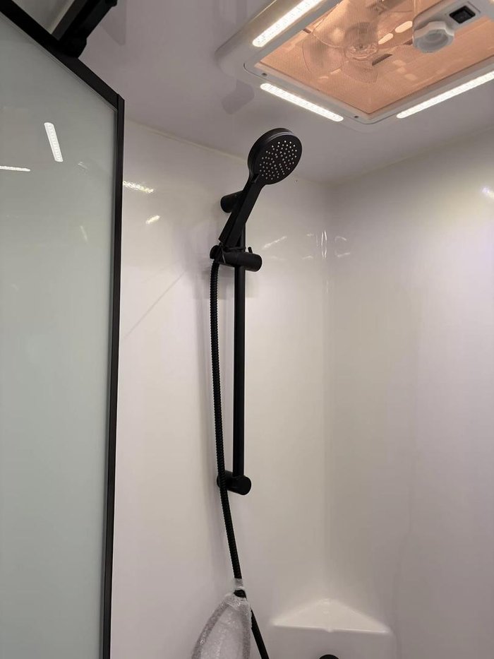 2026 Crusader My25 Xcountry Madmax