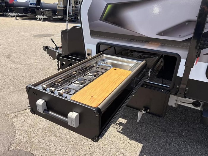 2026 Crusader My25 Xcountry Madmax