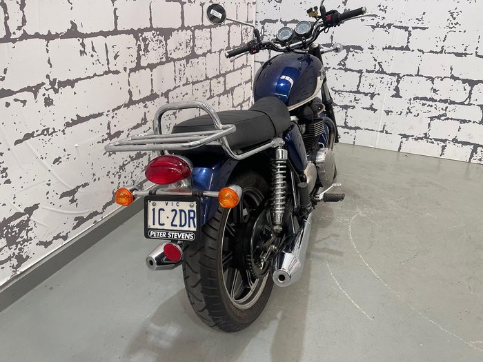 2011 Triumph Bonneville SE Bonneville White