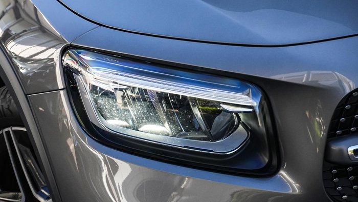 2025 Mercedes-Benz GLB-Class