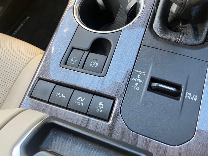 2021 Toyota Kluger Grande