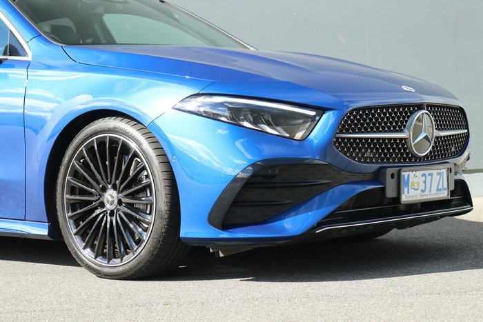 2025 Mercedes-Benz A-Class A250