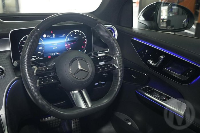 2024 Mercedes-Benz GLC-Class GLC300