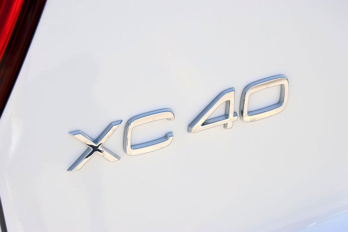 2021 Volvo XC40 T4 Inscription
