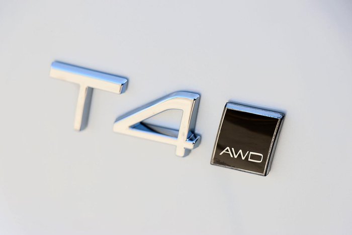 2021 Volvo XC40 T4 Inscription