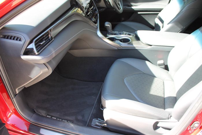 2023 Toyota Camry SX