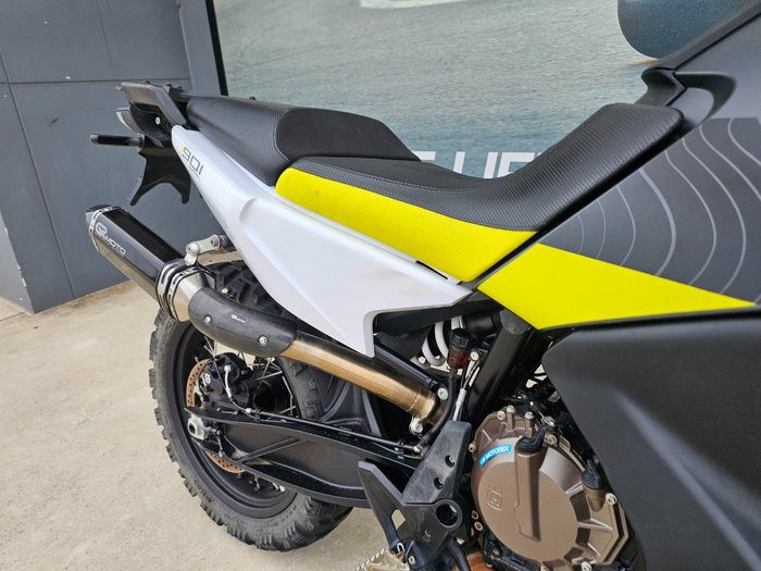 2022 HUSQVARNA NORDEN 901 Yellow