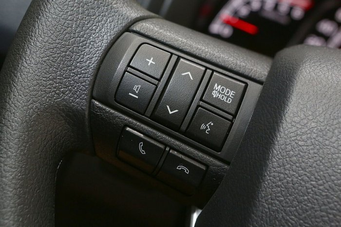 2025 Toyota Landcruiser GXL