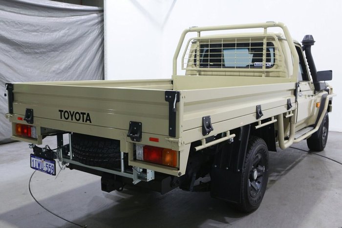 2025 Toyota Landcruiser GXL