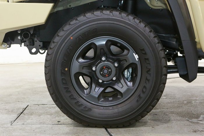 2025 Toyota Landcruiser GXL