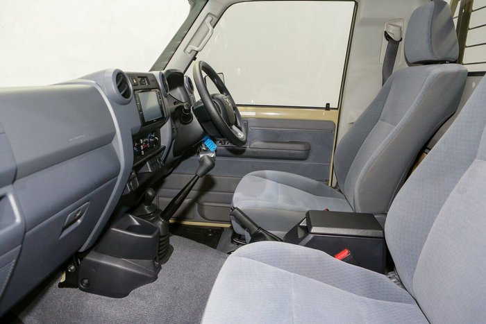 2025 Toyota Landcruiser GXL