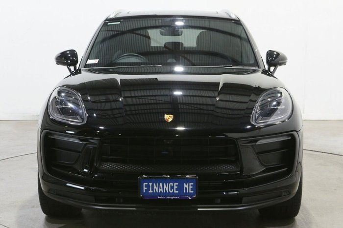 2022 Porsche Macan