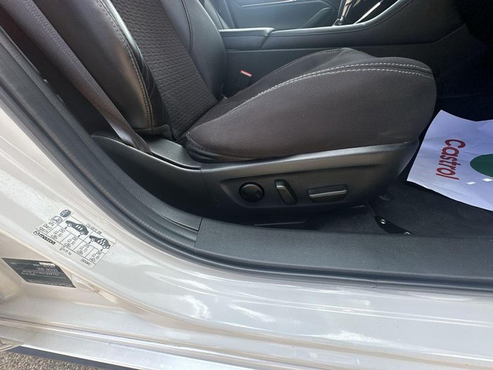 2022 Mazda 3 G20 Touring