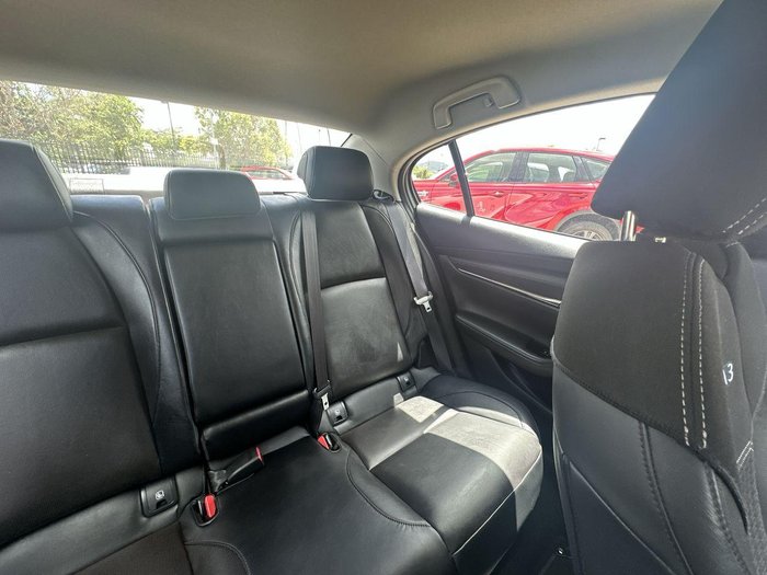 2022 Mazda 3 G20 Touring