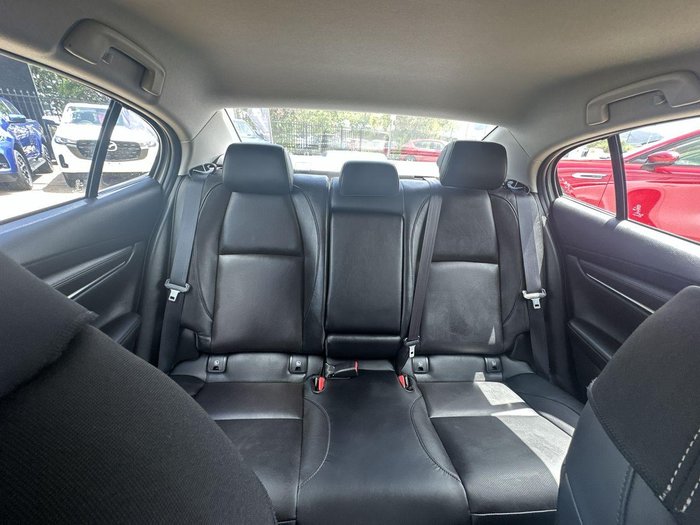 2022 Mazda 3 G20 Touring