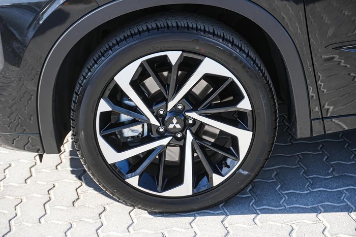 2021 Mitsubishi Outlander Exceed Tourer