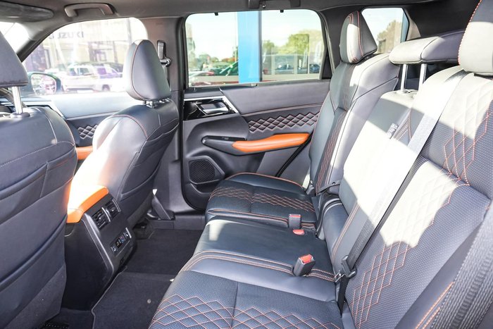 2021 Mitsubishi Outlander Exceed Tourer