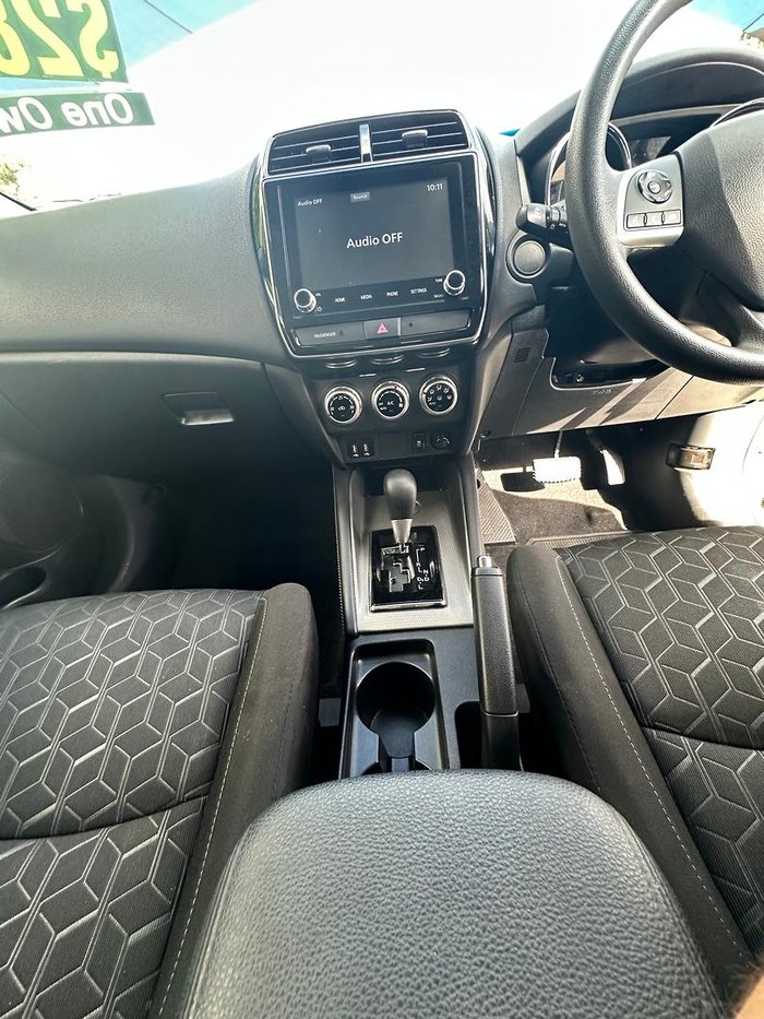 2023 Mitsubishi ASX ES