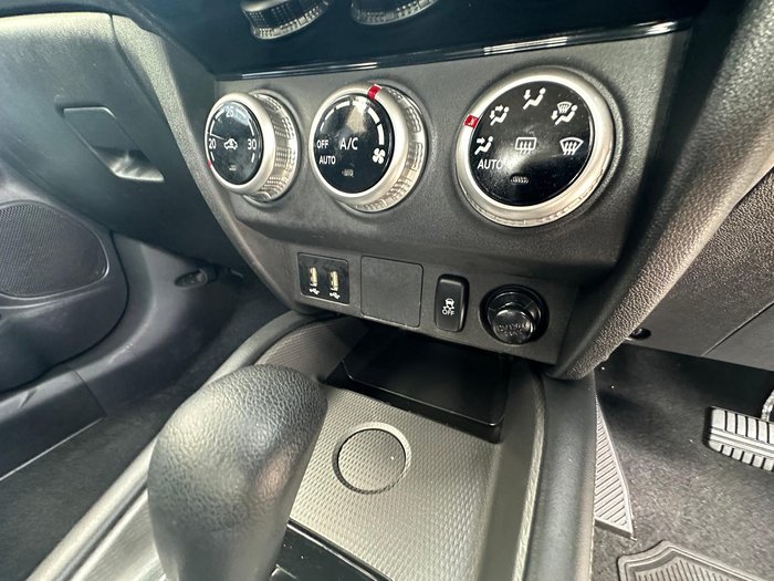 2023 Mitsubishi ASX ES