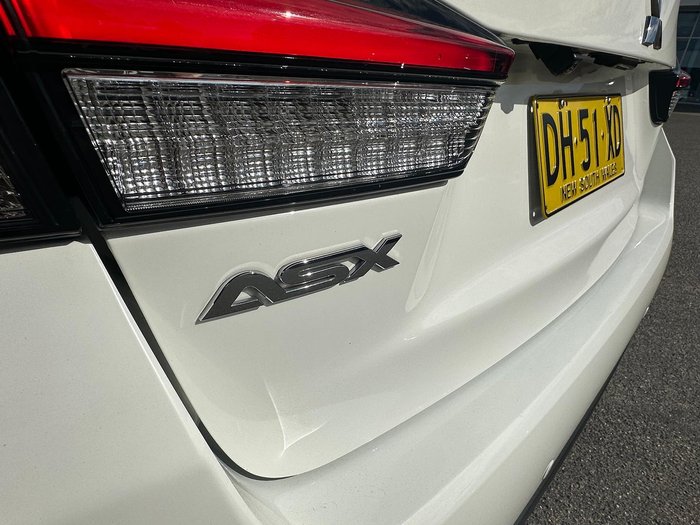 2023 Mitsubishi ASX ES