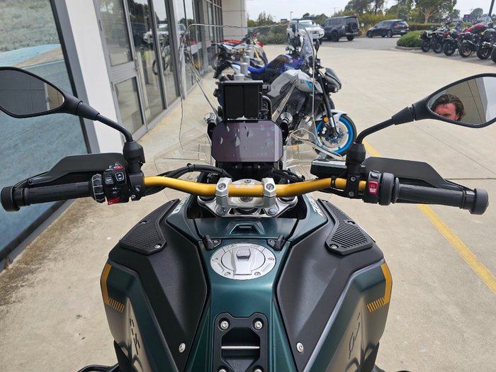 2025 BMW Motorrad R 1300 GS ADVENTURE OPTION 719 Green