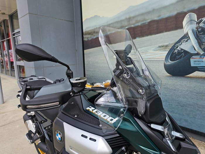 2025 BMW Motorrad R 1300 GS ADVENTURE OPTION 719 Green