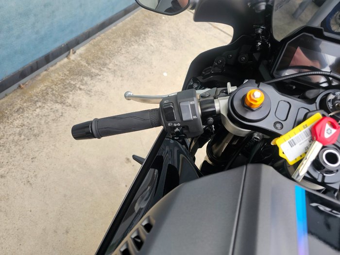 2024 Yamaha YZF-R7LA GREY