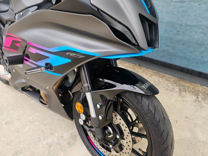 2024 Yamaha YZF-R7LA GREY