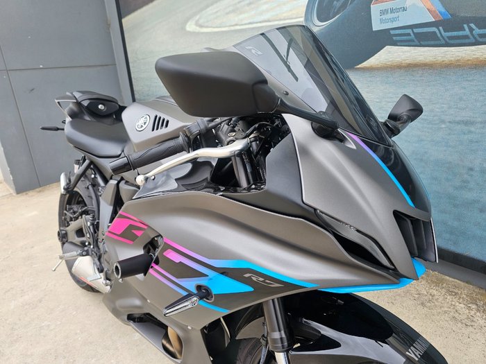 2024 Yamaha YZF-R7LA GREY