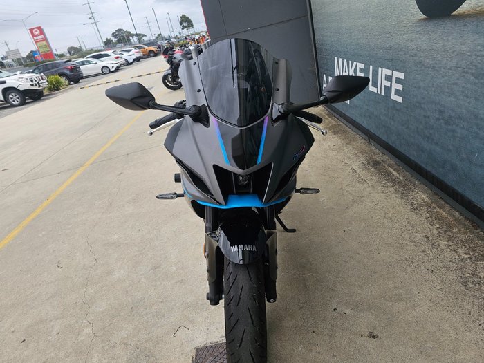 2024 Yamaha YZF-R7LA GREY